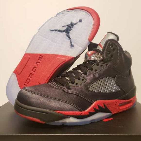 Air Jordan Retro 4s, 5s, and 11s - Picture 5 of 8